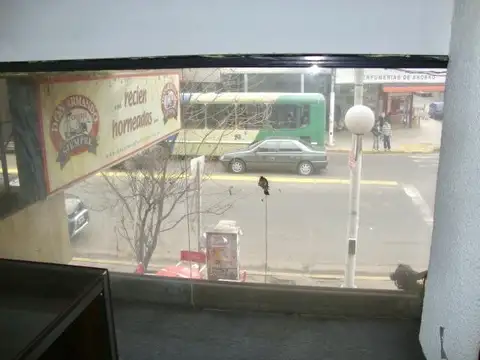 ALQUILER LOCAL COMERCIAL EN ESQUINA - SAN MIGUEL