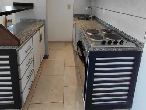 Venta/Alquiler departamento 2 ambientes con cochera en Haedo.