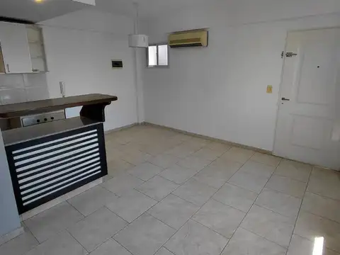 Departamento en Alquiler en Haedo Norte, $ 540.000