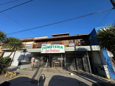 Propiedad en Block, 2 locales y  Chalet 4 amb   Playroom