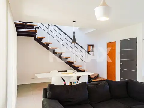 EN VENTA DUPLEX 2 DORM CON PATIO FERNANDEZ ORO