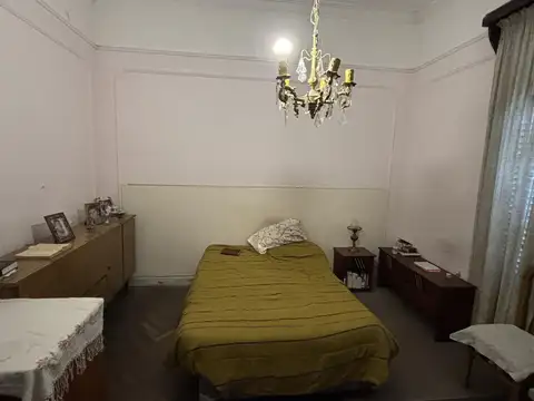 Depto Tipo Casa 4 ambientes con 1 baño