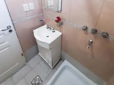 Alquiler departamento 2 ambientes con balcón