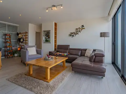 Departamento 4 ambientes con 3 baños