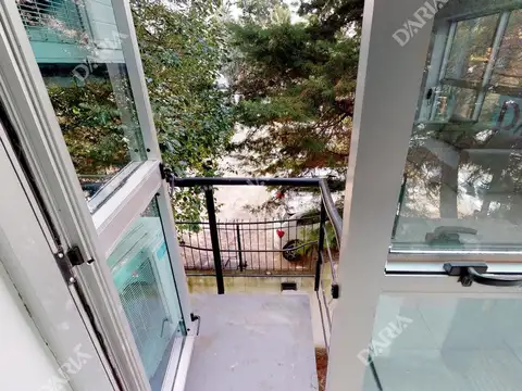 Oficina en Alquiler con 1 cochera