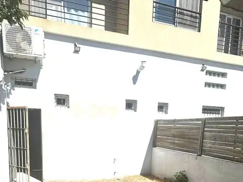 LAS MALVINAS 1100, Piso P/B