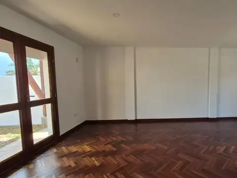 Casa en Venta en Barrio Tres Cerritos, USD 180.000