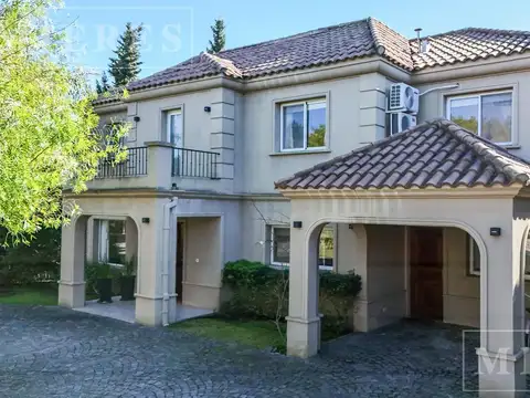 Casa en venta en La Montura