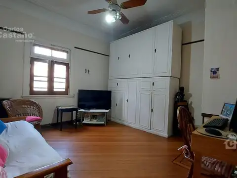 Depto Tipo Casa en Venta 40 años