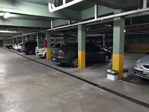 Cochera en Venta Cubierta