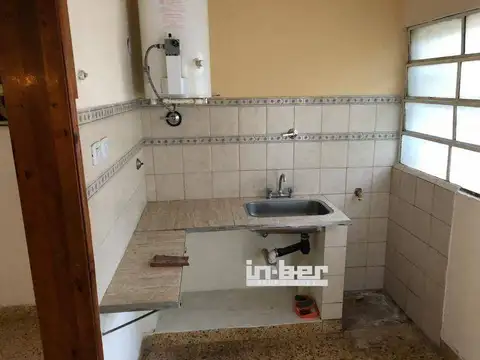 Casa 3 ambientes con 2 baños