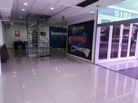 Local en Venta en Mataderos, USD 880.000