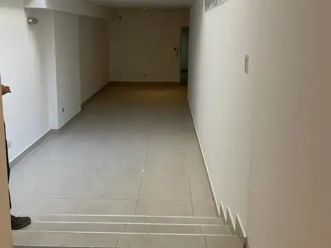 Oficina en Venta con 2 cocheras