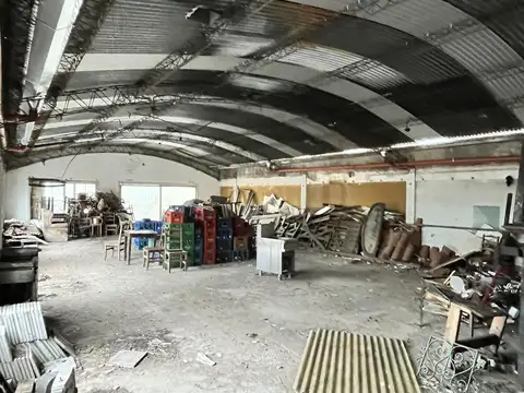 Terreno en venta en Bajo de San Isidro, frente a las vías