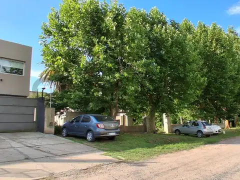 519 e/ 137 y 138 , Piso 0