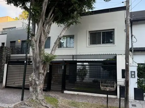 CASA EN VENTA EN MARTINEZ
