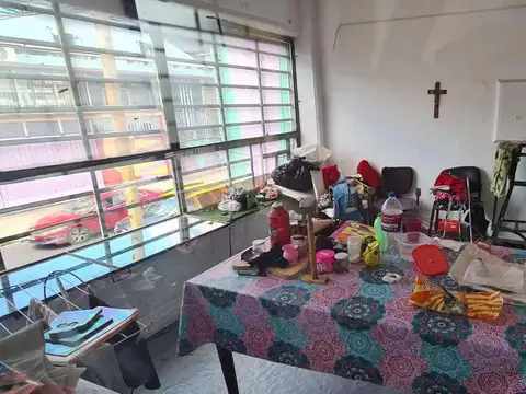 VENTA GALPÓN 202m² - ZONA INDUSTRIAL TECNOLOGICO - MUY BUENA