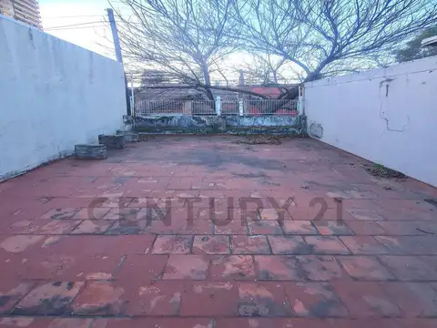 Ramon Falcon 4800, Piso 0