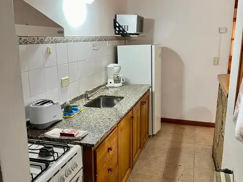 Depto Tipo Casa 3 ambientes con 1 baño