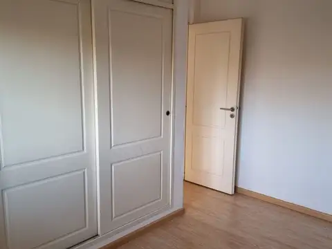 Departamento en Venta en Villa Rosa, USD 80.000