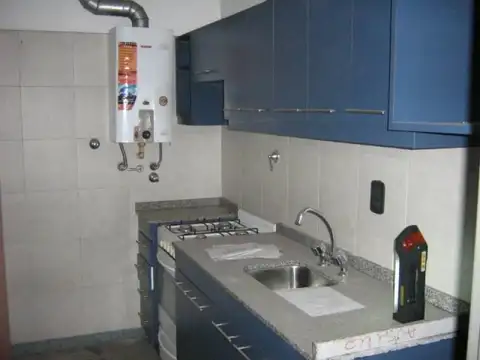 Departamento 6 ambientes con 2 baños