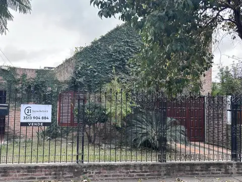 Luis Lagos Garcia 1200, Piso 0