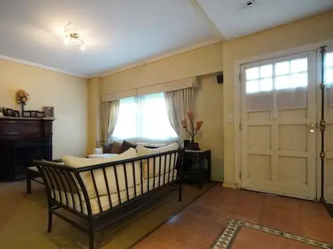 Venta Casa 5 ambientes en Ramos Mejia