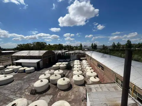 Galpon en Venta 50  mts Frente