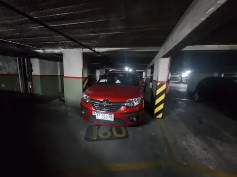 COCHERA fija en venta Tribunales ideal auto y moto