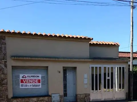 Venta | Casa | 2 Dormitorios | Cochera | Gran Patio | Capitán Bermúdez