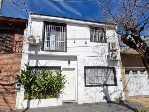 EXCELENTE PH PROXIMO AVENIDA DE 3 DORMITORIOS 2 BAÑOS PATIO Y TERRAZA