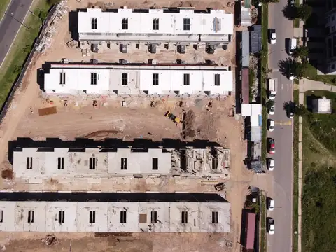 Sunny - Camino de los Remeros  esquina castiglioni