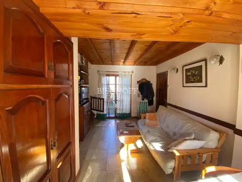 AVENIDA 5 ENTRE PASEOS 109 Y 110