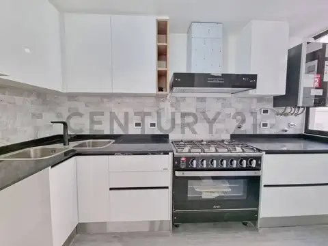 VENTA DEPARTAMENTO 4 AMBIENTES CON PATIO 