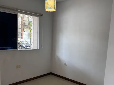 Depto Tipo Casa en Alquiler de 3 ambientes