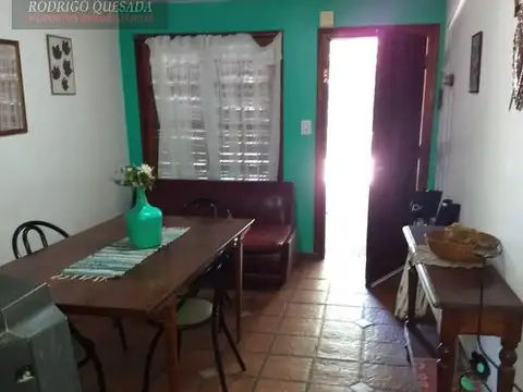 Depto Tipo Casa en Venta de 5 ambientes