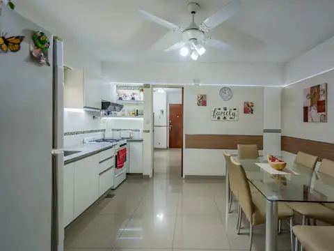 Departamento 4 ambientes con 2 baños