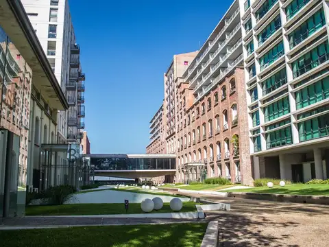 VENTA EXCELENTE DEPARTAMENTO 2 DORMITORIOS. COCHERA Y BAULERA. AMENITIES. PUERTO NORTE.