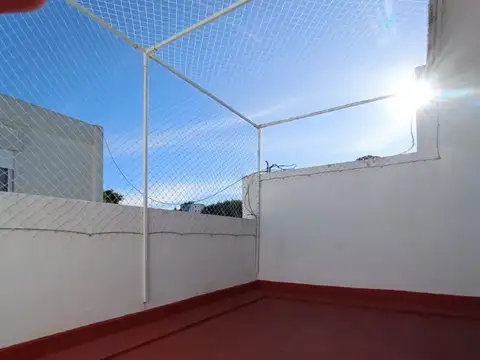 Gavilán 4200, Piso 1