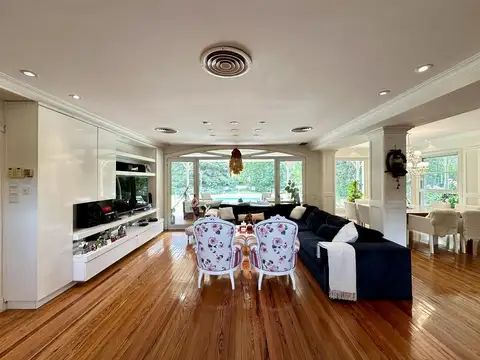 Casa en Venta de 5 dormitorios