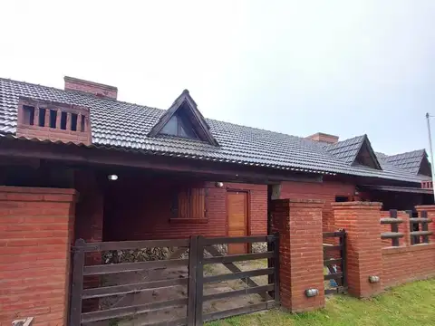 Depto Tipo Casa en Venta de 3 ambientes