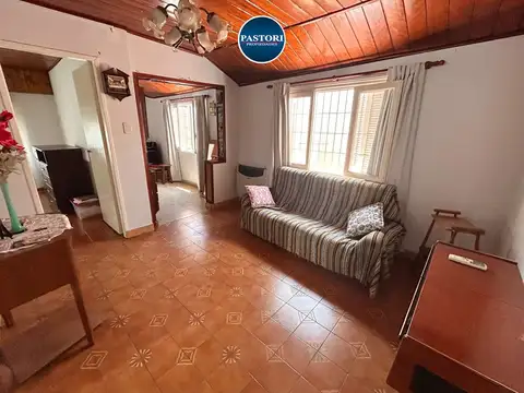 VENTA DE CASA DE 3 AM + ESCRITORIO Y GARAGE MUNRO