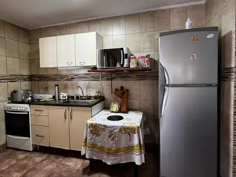 Casa 5 ambientes con 2 baños