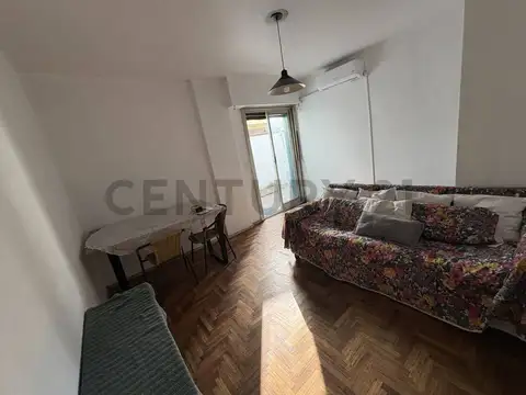 VENTA DEPARTAMENTO 3 AMBIENTES CON 2 PATIOS FLORES
