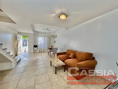 Depto Tipo Casa en Venta 14 años