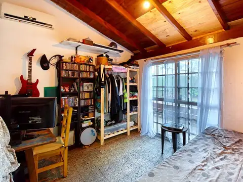 Casa 4 ambientes con 1 baño