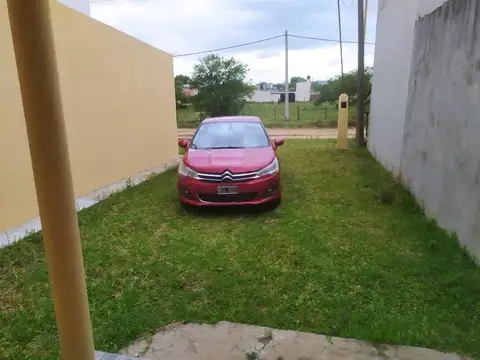 Casa. Lote de 300 m². 116 m²  construidos.