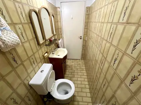 Casa 4 amb en venta - Palomar - Pileta y cochera