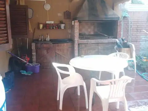 Casa en Venta en Manuel B Gonnet, USD 150.000