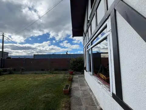 Alaniz e/ henry fort y pefaure 200